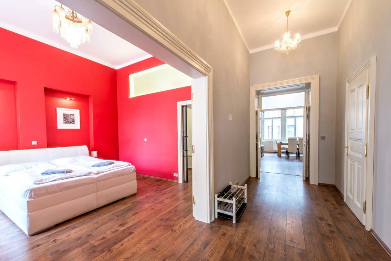 ✰Downtown Grand Apartment - Old Town Top Location✰ Praha Bagian luar foto