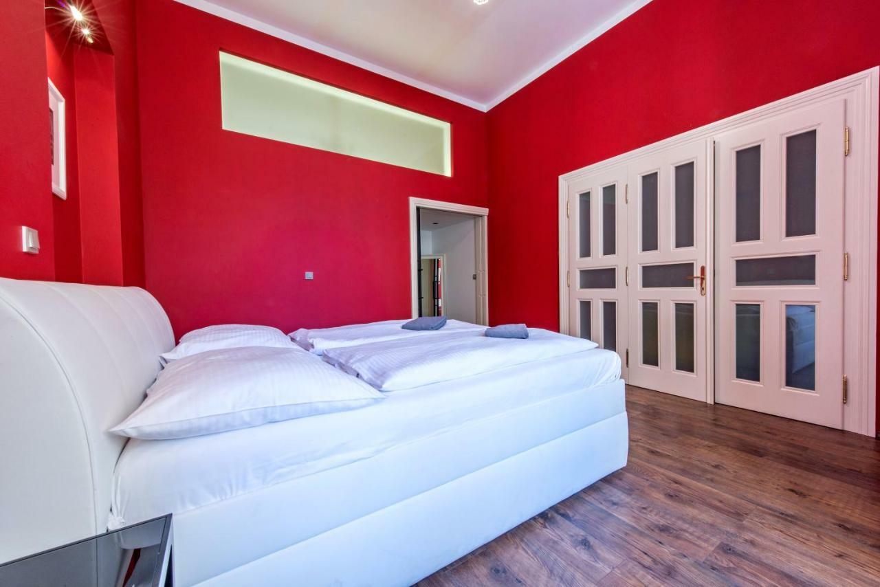 ✰Downtown Grand Apartment - Old Town Top Location✰ Praha Bagian luar foto