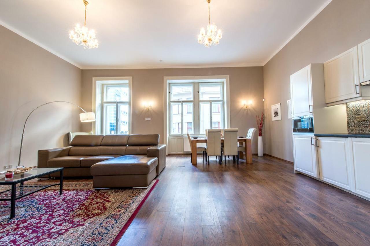 ✰Downtown Grand Apartment - Old Town Top Location✰ Praha Bagian luar foto